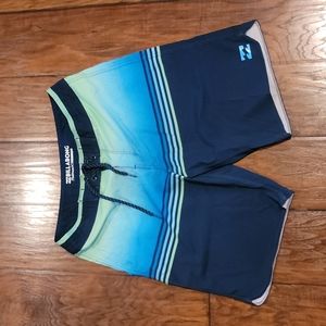 Billabong board shorts size 31